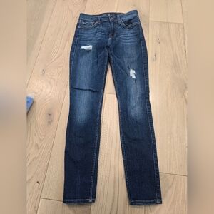 7 For All Mankind Skinny Jeans in Dark Blue with Distressing